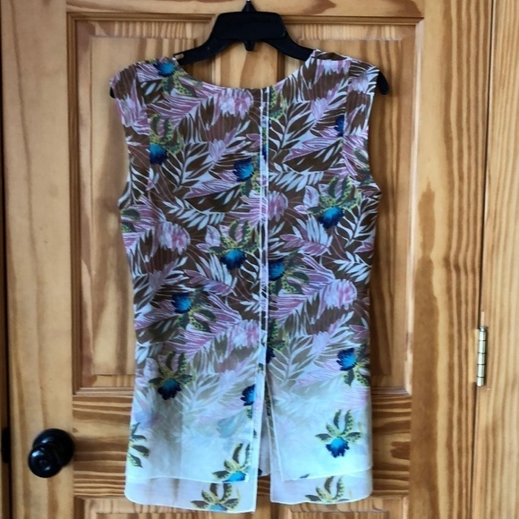 Cabi Top - Size Small - Picture 11 of 14